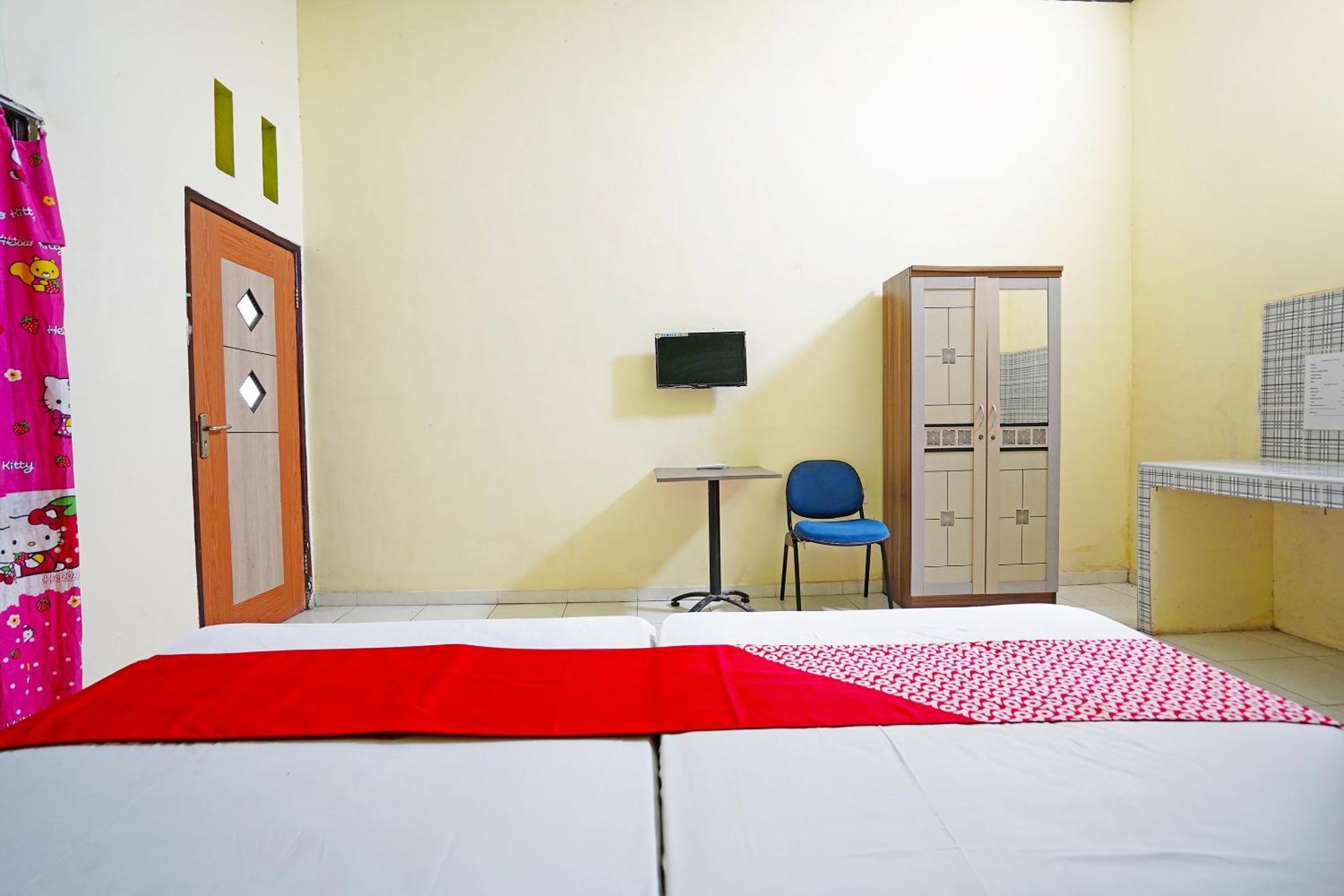 Oyo 91583 D'Cost Green Syariah Brebek Екстериор снимка