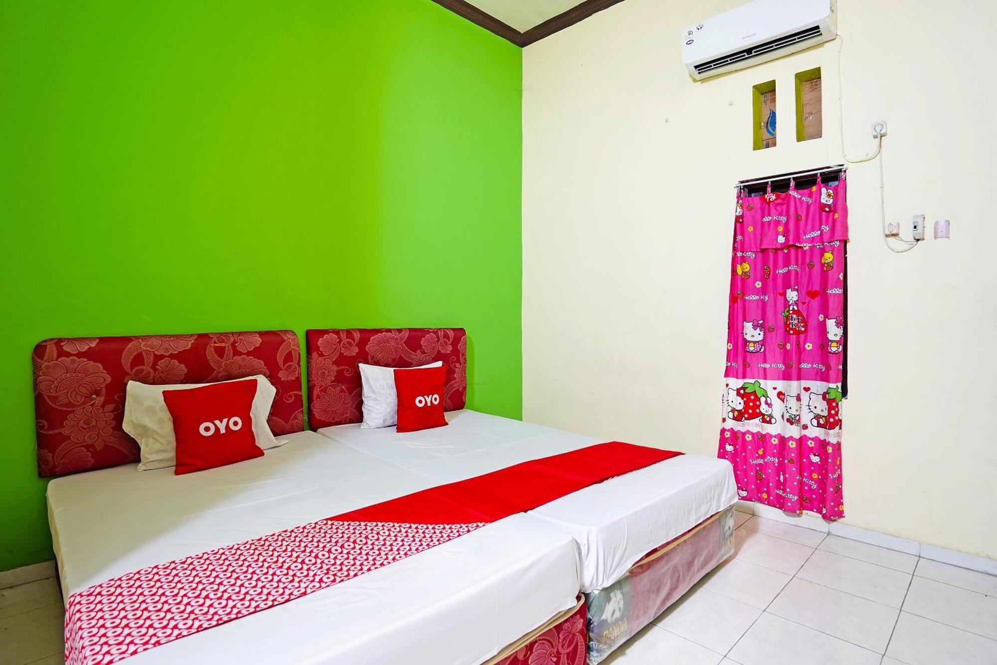 Oyo 91583 D'Cost Green Syariah Сурабая Екстериор снимка
